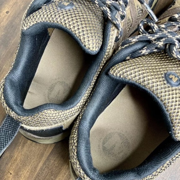 Merrell Catalyst Ventilator Bracken Hiking Shoes - Picture 7 of 9